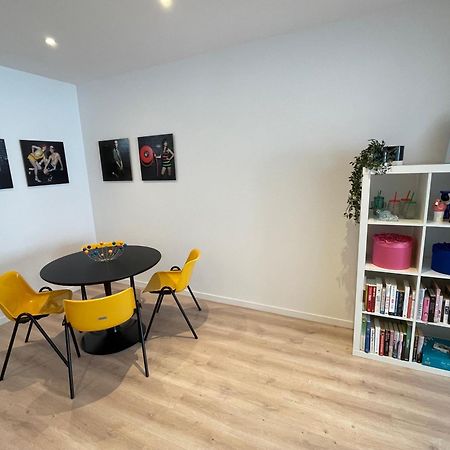 Colorful Pop Apartment In The Heart Of Antuérpia Exterior foto